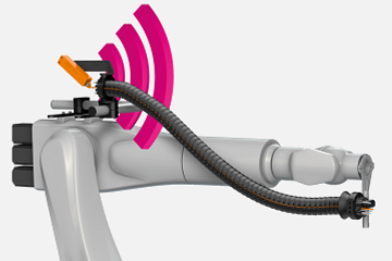 i.Sense TR.B - smart condition monitoring for robot e-chains® in 3D applications