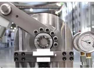 Swivelling heavy load wear test